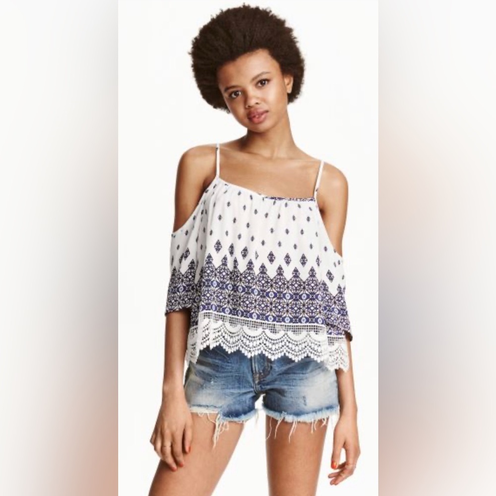 H&M Divided Off-the-Shoulder Blouse - Size 4